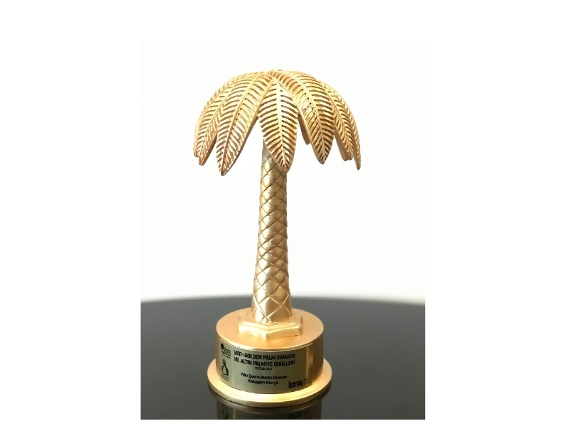 VII. Golden Palm Awards  ödül töreninde '' YILIN ÇEVRE DOSTU FİRMASI''  Kolagom Kimya